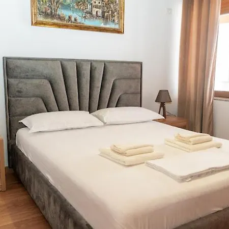 Roel Apartments Sarande Exterior photo